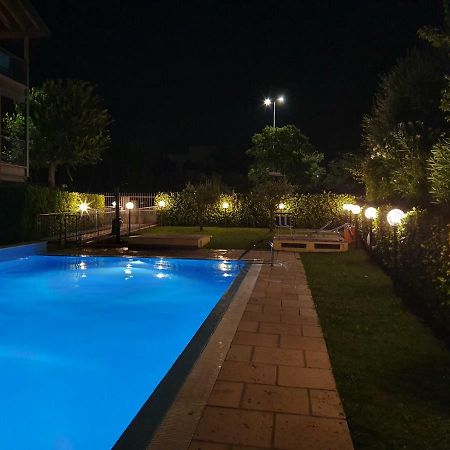 Garda Felice Διαμέρισμα Ντεζεντσάνο ντελ Γκάρντα Εξωτερικό φωτογραφία