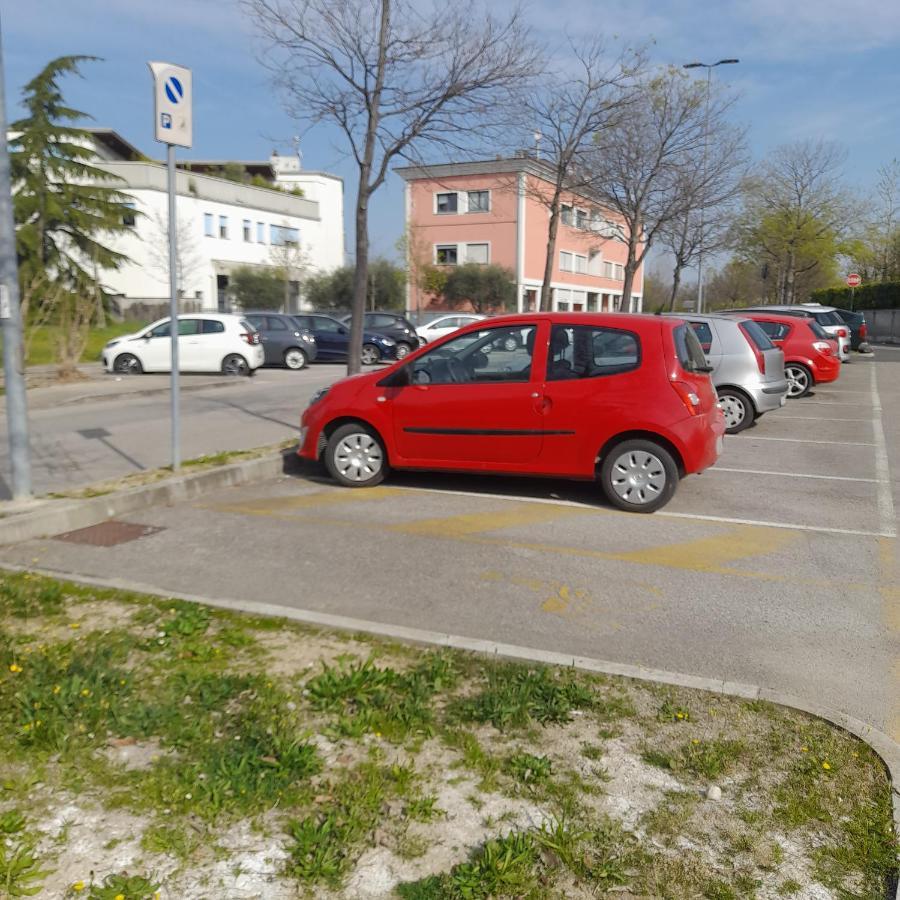 Garda Felice Διαμέρισμα Ντεζεντσάνο ντελ Γκάρντα Εξωτερικό φωτογραφία